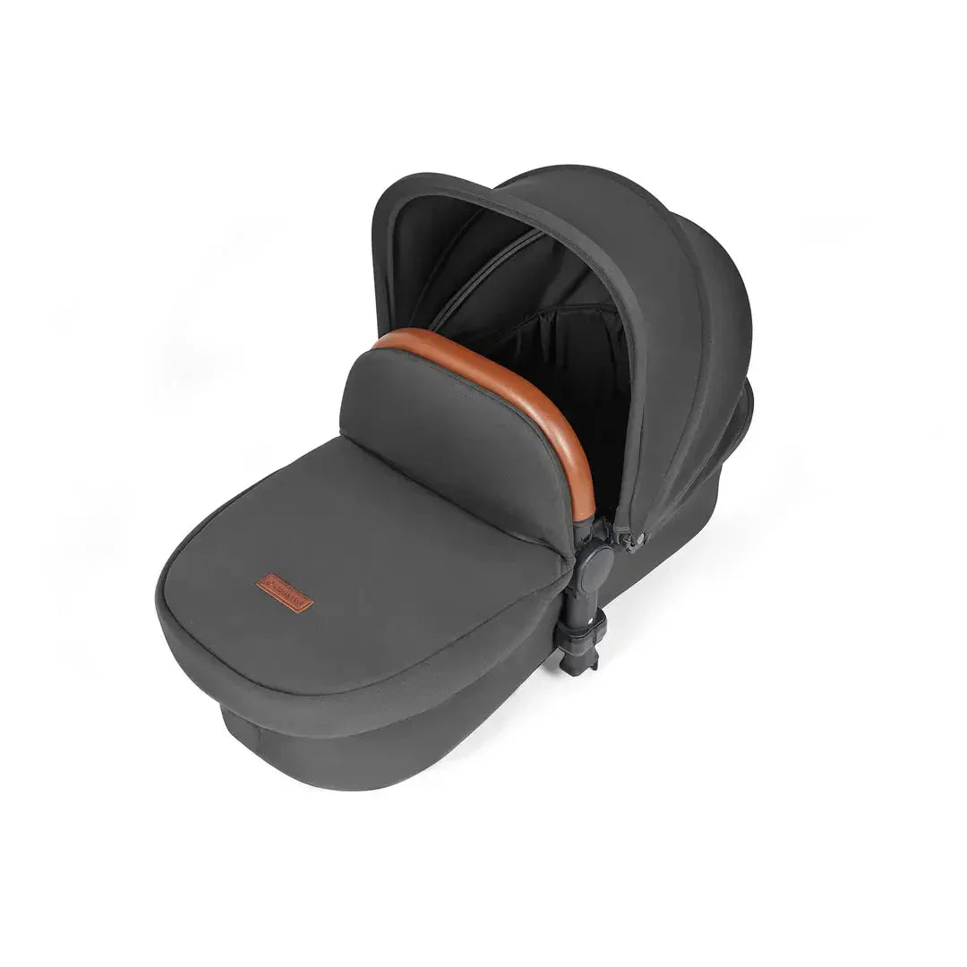 Ickle Bubba Stomp Luxe Travel System & Home 14 Piece Bundle Silver Chassis - Charcoal Grey